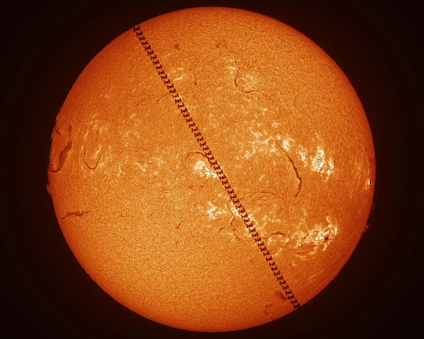 ASTRO 写真集 ORDINARY HOLIDAY sddefault.jpg